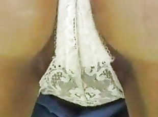 under-kjolen