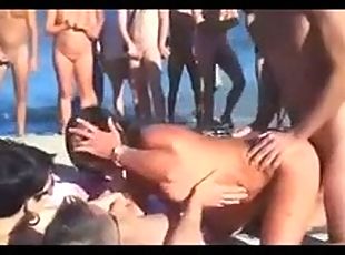 секс-на-публике, любительское, групповуха, на-пляже