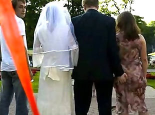 عروس, عام, تنورة-في-الهواء, مشاغب